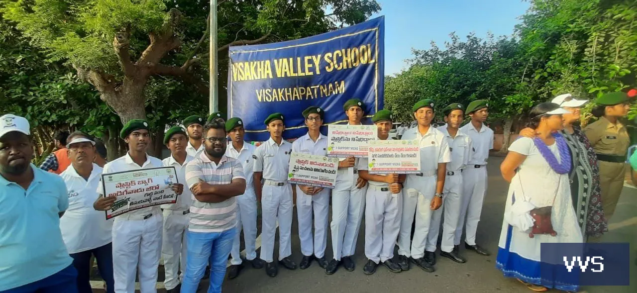 CLEANUP DRIVE & HUMAN CHAIN — Visakha Valley School — photo 3