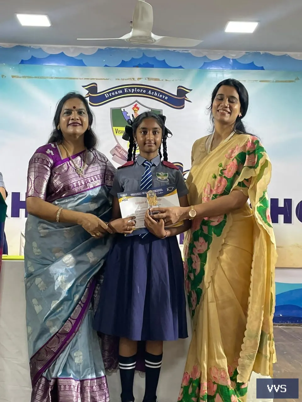 SCHOLAR BADGE CEREMONY-CLASSES-6&7 — Visakha Valley School — photo 6
