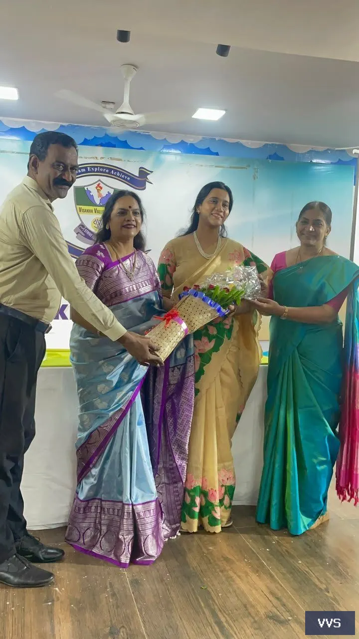 SCHOLAR BADGE CEREMONY-CLASSES-6&7 — Visakha Valley School — photo 8