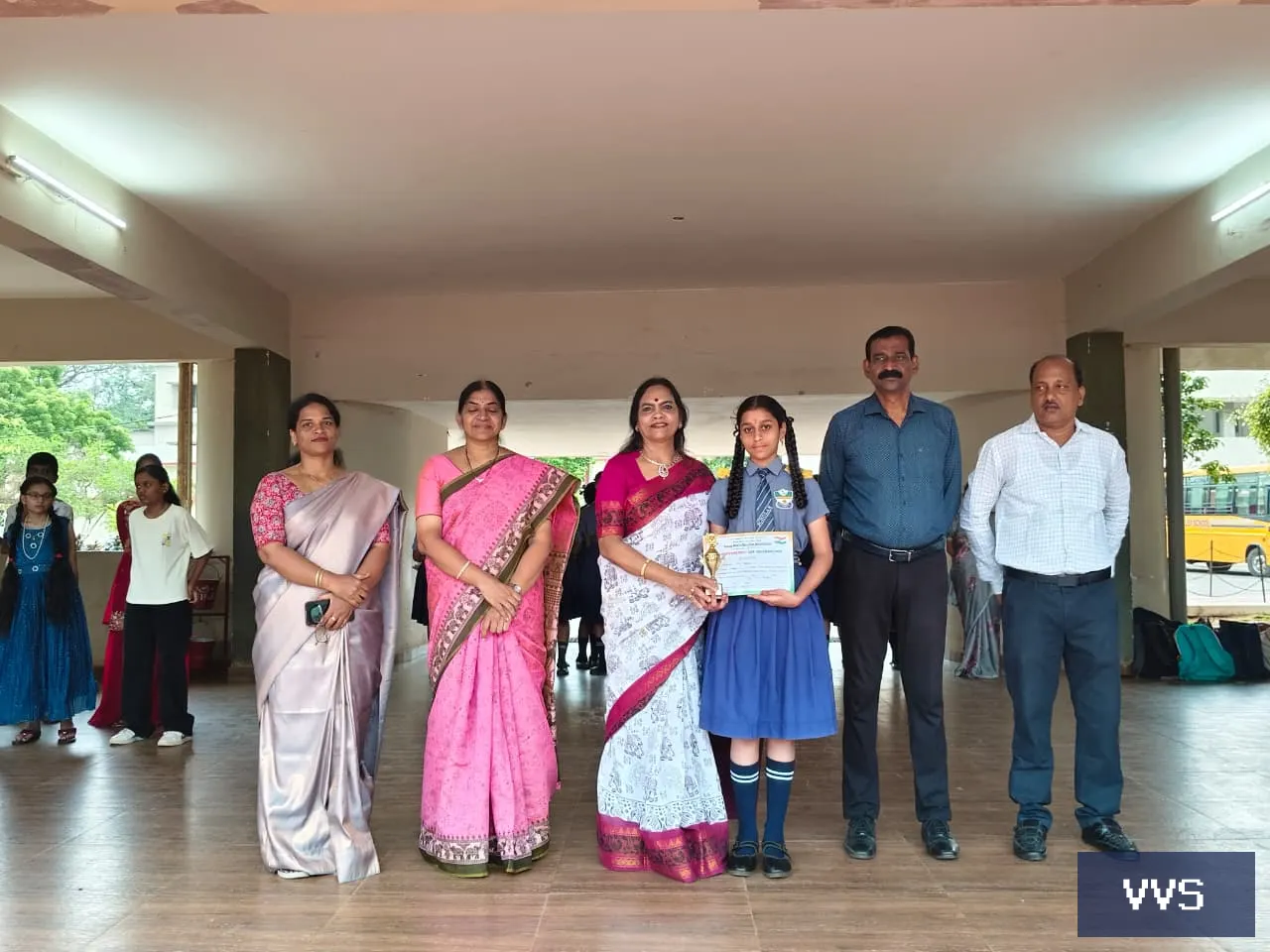 S.Parnika of class 8 D secured 3 rd position in junior Telugu Elocution in YMCA
                  80th Independence da