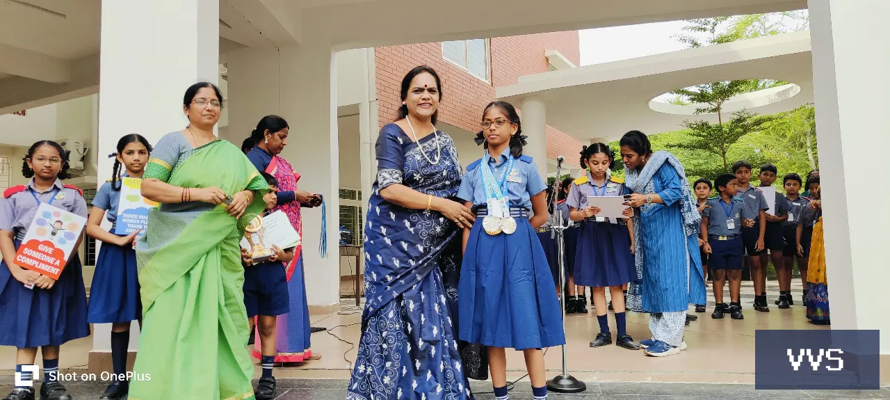 A.Rashmitha of class 5 e won 2 gold ,2 silver in figure skating &show group in
                  vsp District Roller s
