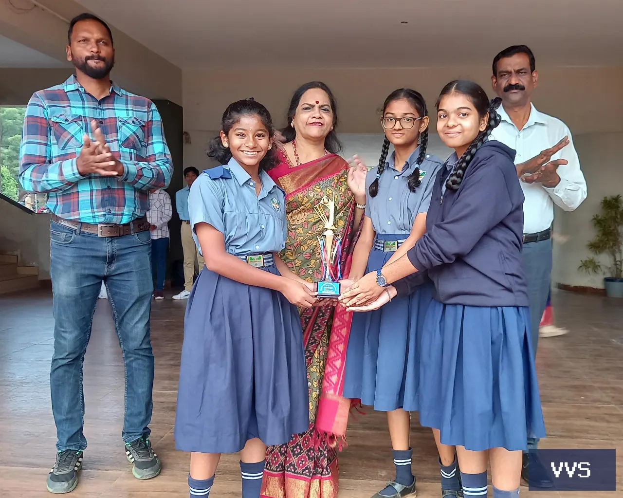 Winner of Decathlon girl s basketball team.